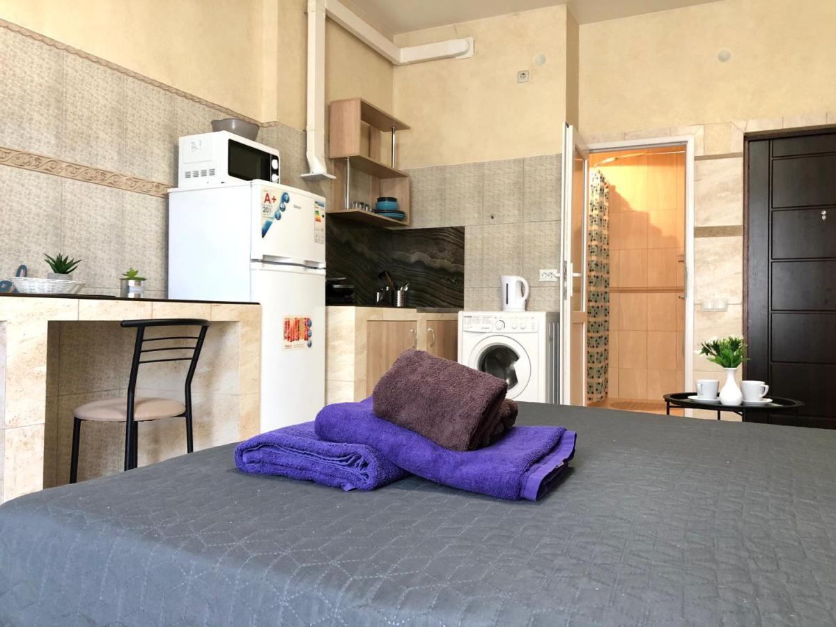 Modern Aparthotel Near Metro Pecherska 基輔 外观 照片