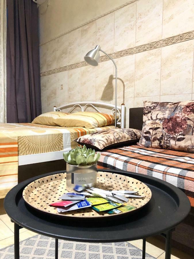 Modern Aparthotel Near Metro Pecherska 基輔 外观 照片